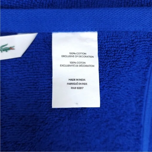 LACOSTE Bath Towel Navy Blue 100% Coton 30” x 52” Crocodile Logo Low Linting - Picture 4 of 7